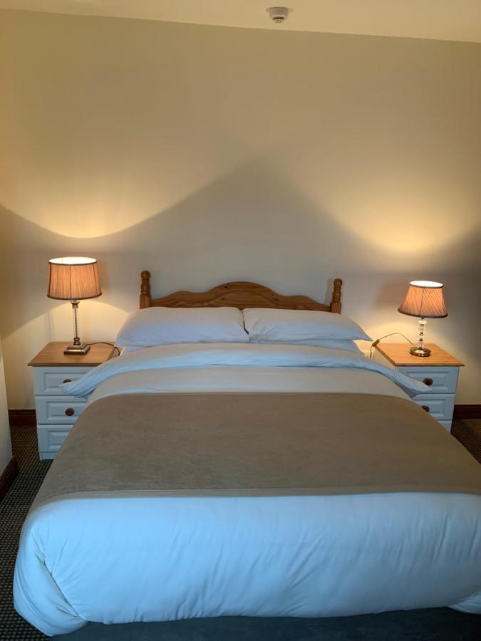 Dingle Harbour Nights Hotell Exteriör bild