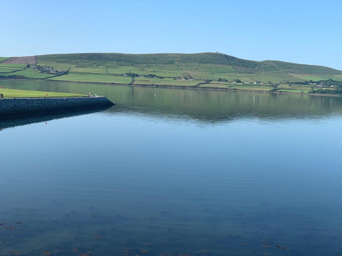 Dingle Harbour Nights Hotell Exteriör bild